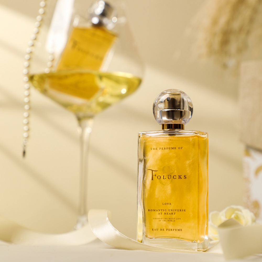 The Collection Perfume Fragrance - กลิ่นหอมสดชื่นจากธรรมชาติ ผสมผสานกลิ่นดอกไม้และผลไม้ จากคอลเลกชันโอตกูตูร์; น้ำหอมคุณภาพสูงสำหรับผู้หญิง ขนาด 50